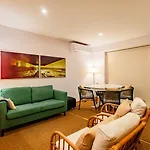 شقة @sholubi - Charming, Quiet & Cozy!
