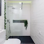 @sholubi - Charming, Quiet & Cozy! *