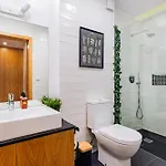 @sholubi - Charming, Quiet & Cozy!