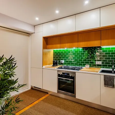 @sholubi - Charming, Quiet & Cozy! *