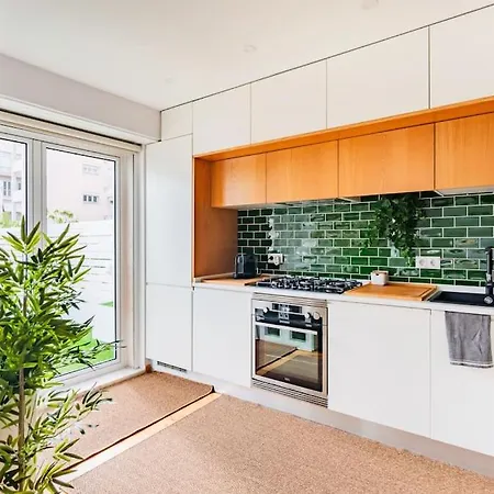 Apartamento @sholubi - Charming, Quiet & Cozy! *