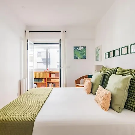Apartamento @sholubi - Charming, Quiet & Cozy!
